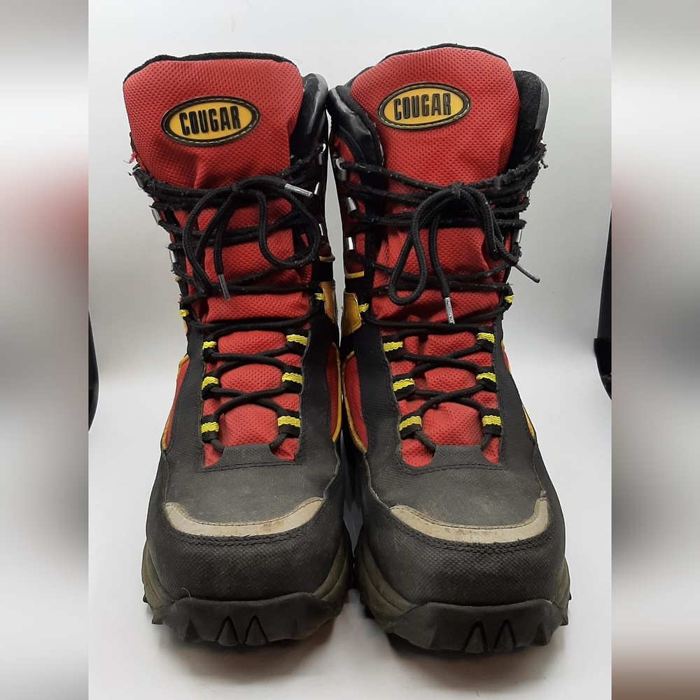 Vintage Cougar Sport Mars Red Yellow Snow Boards Men's 9 Original Box